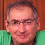صادق زیباکلام
