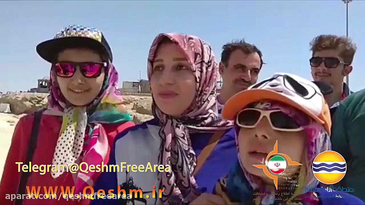 پوستر کوچک