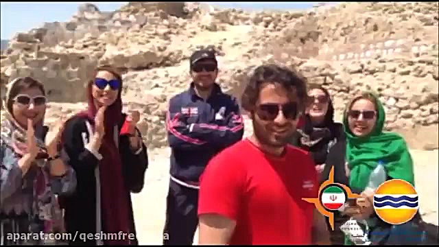 پوستر کوچک
