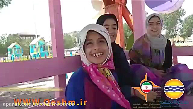 پوستر بزرگ