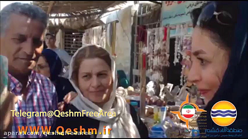 پوستر کوچک