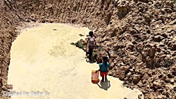 شکار مار پیتون توسط کودکان