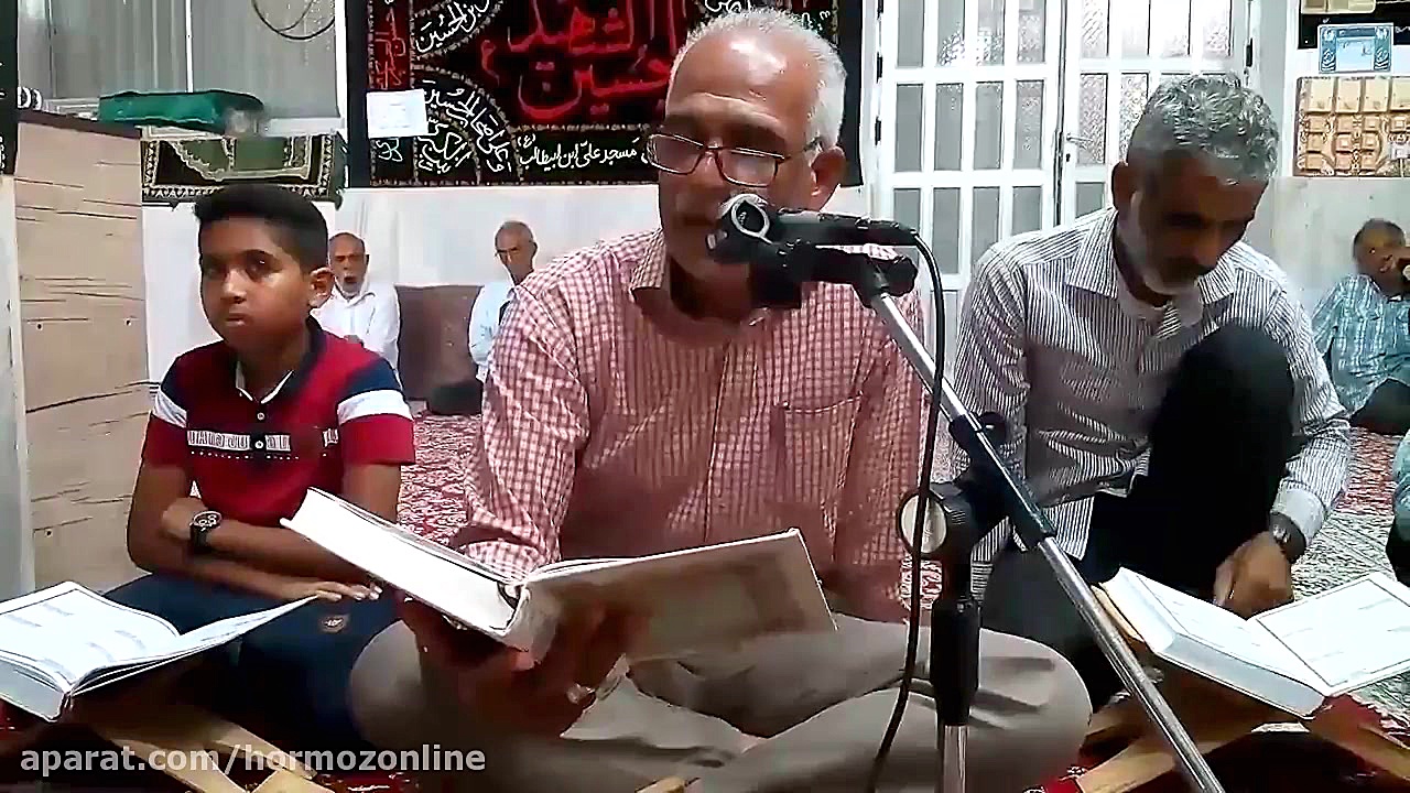 پوستر بزرگ