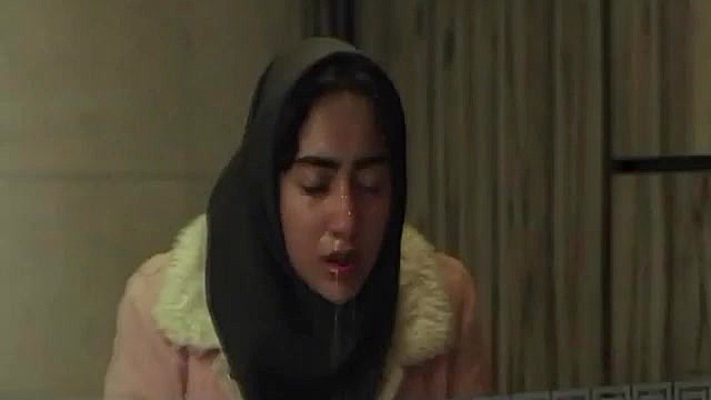 میکس فیلم غیر مجاز با بازی میلاد کی مرام و یاسمن معاوی زمان148ثانیه