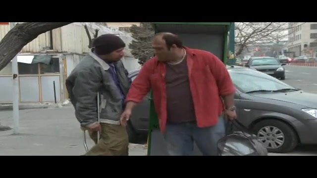 علی صادقی در فیلم گدایان تهران :)) زمان49ثانیه