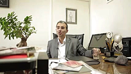 دكتر محمد علی آموزگار استاد میکروبیولوژی بیانسه