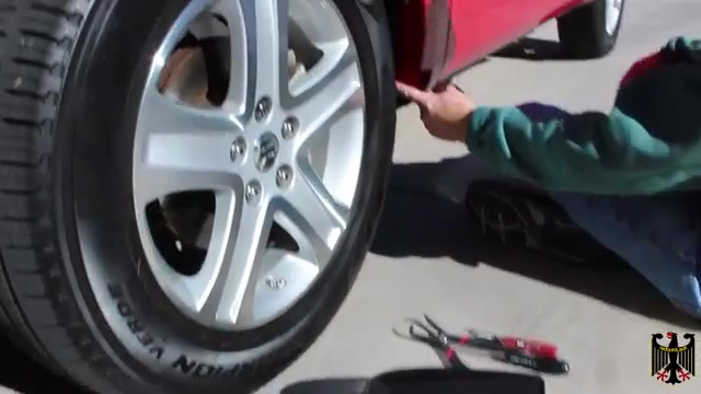 سوزوکی گرند ویتارا : نصب گلگیرهای جلو پلی‌داکتیلی