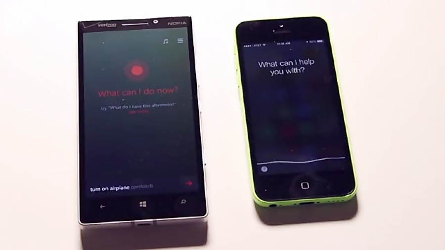 Siri در برابر Cortana