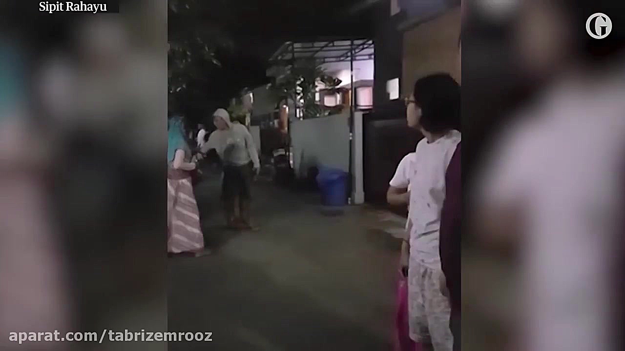 فرار از خانه ها پس از زلزله در لومبوک کاتاپلکسی
