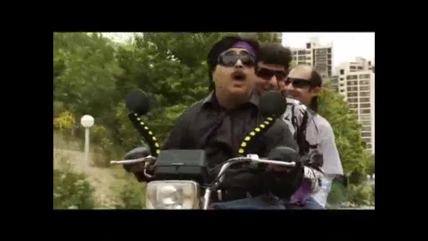 سکانس جالب و طنز فیلم وفا 2012 آخر خنده زمان73ثانیه