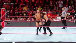 مسابقه رومن رینز و فین بلر= =س...