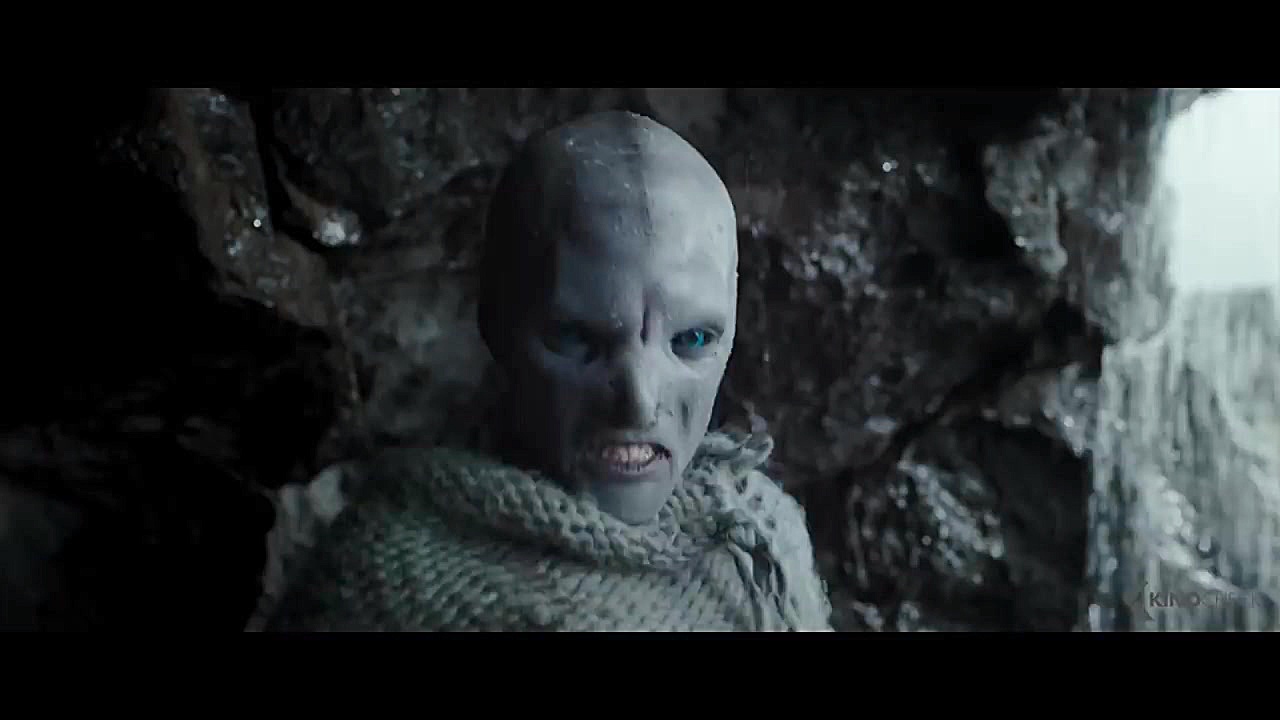 دانلود تریلر فیلم فوق ترسناک پوست سرد COLD SKIN 2018 زمان118ثانیه