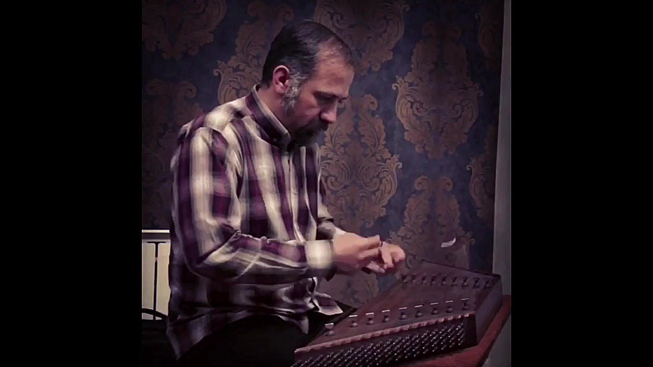 تکنوازی سنتور بر اساس ملودی نوحه محسن حسینی محسن حسینی-آهنگساز و نوازنده