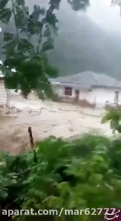&rlm;سیل عجیب و وحشتناک در خرج...