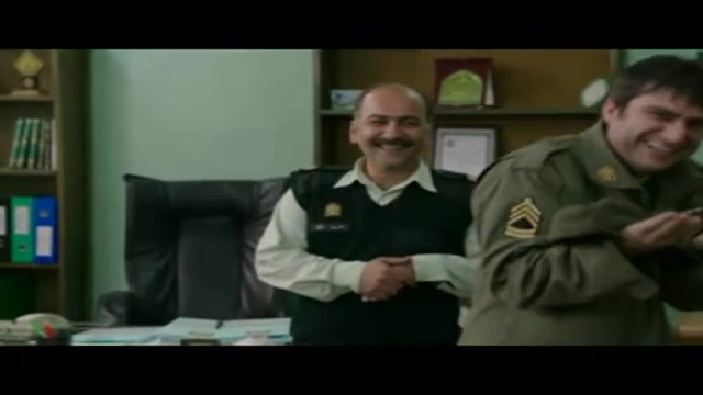 سوتی وحشتناك فرهاد اصلانی در پشت صحنه سریال شاهگوش زمان33ثانیه