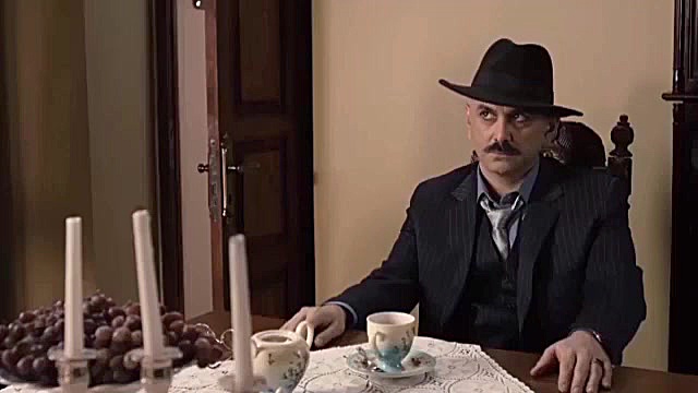 فیلم یک قناری یک کلاغ زمان180ثانیه