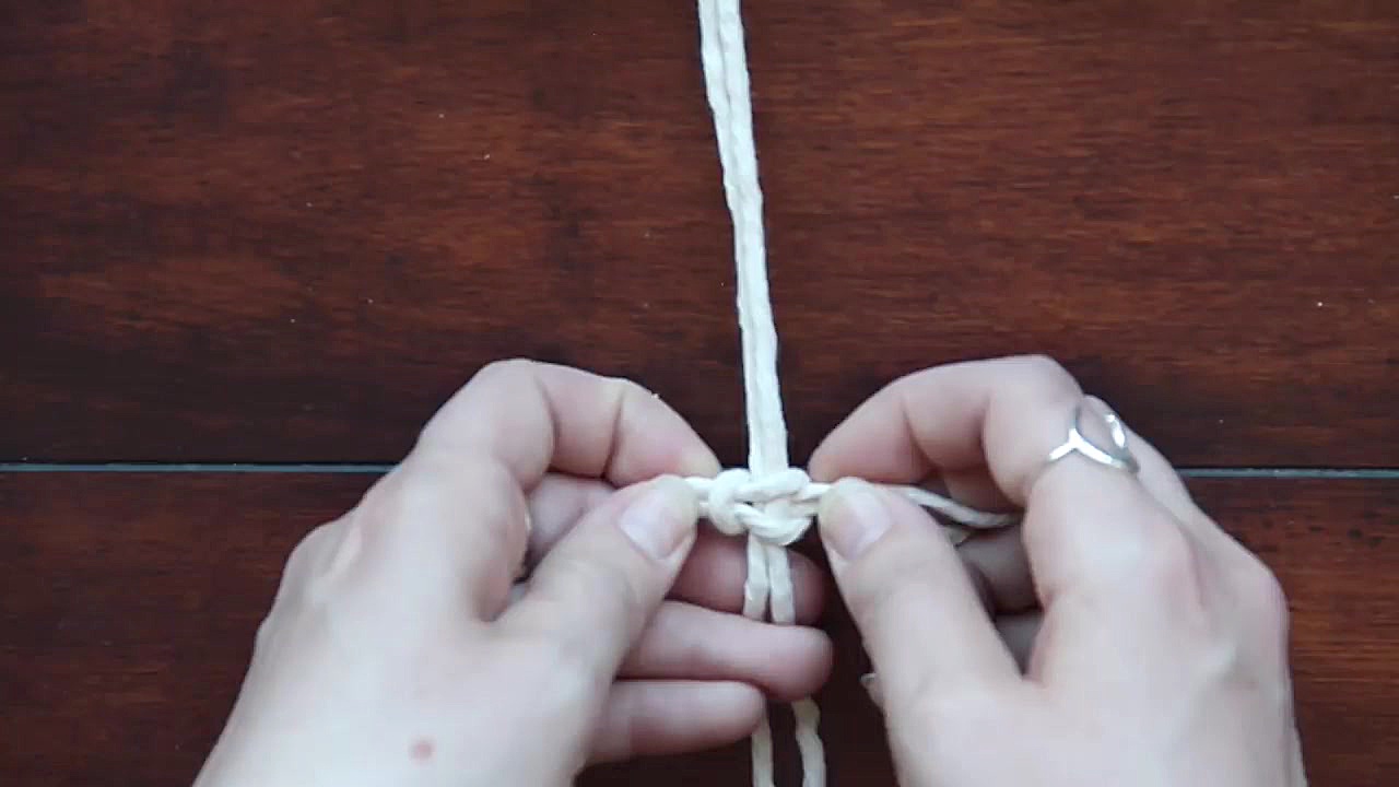 How To Make A Macrame Feather Wall Hanging - Tutorial For Beginners کلینیک زیبایی