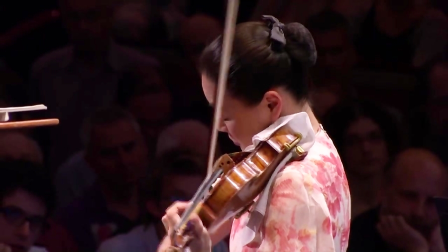midori plays walton violin concerto
