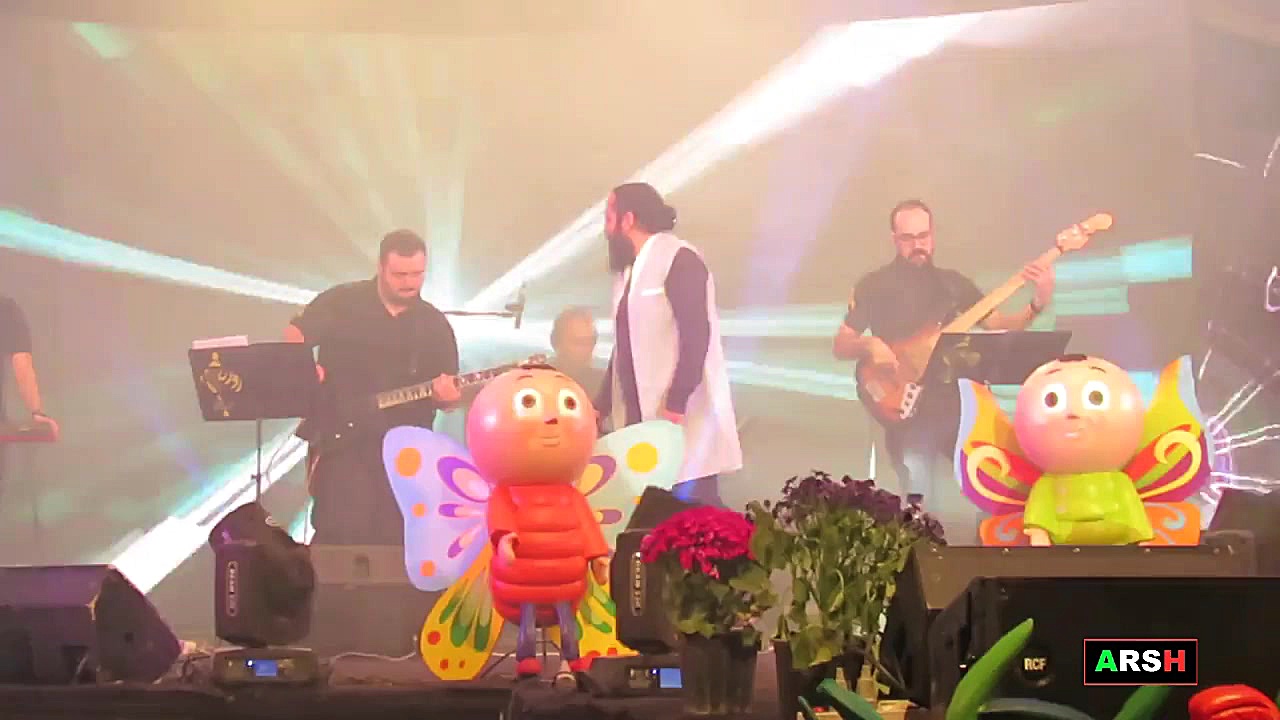 موزیک ویدیو پلاس - اجرای زنده روزبه نعمت الهی زمان184ثانیه