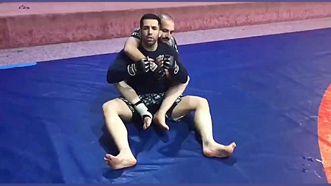 آموزش mma - فرار از موقعیت های خطرناک (قسمت ششم) آرش کریمی