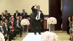 آقا دوماد چه قری میده با آهنگ...