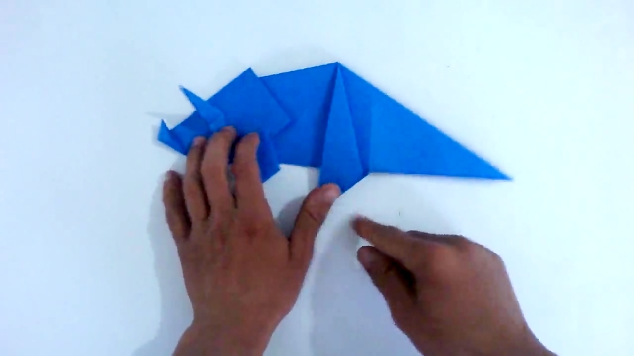 Origami Triceratops Dinosaurio de papel(Audio Español) - Origami paper  dinosaur