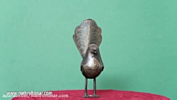 مجسمه گنجشک دهن باز