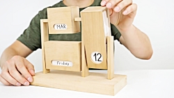 DIY Endless Calendar from Wood DIY Endless Calendar from Wood