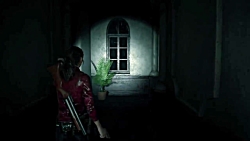 گیم پلی کلر در حال مبارزه با Tyrant در Resident Evil 2