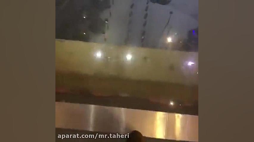 رستوران کف شیشه ای پدیده در کیش دکتر محمدرضا طاهری