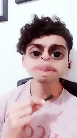 یه زلزله کوچیک اومد و رفت:-!(+_+) یه زلزله کوچیک اومد و ر...