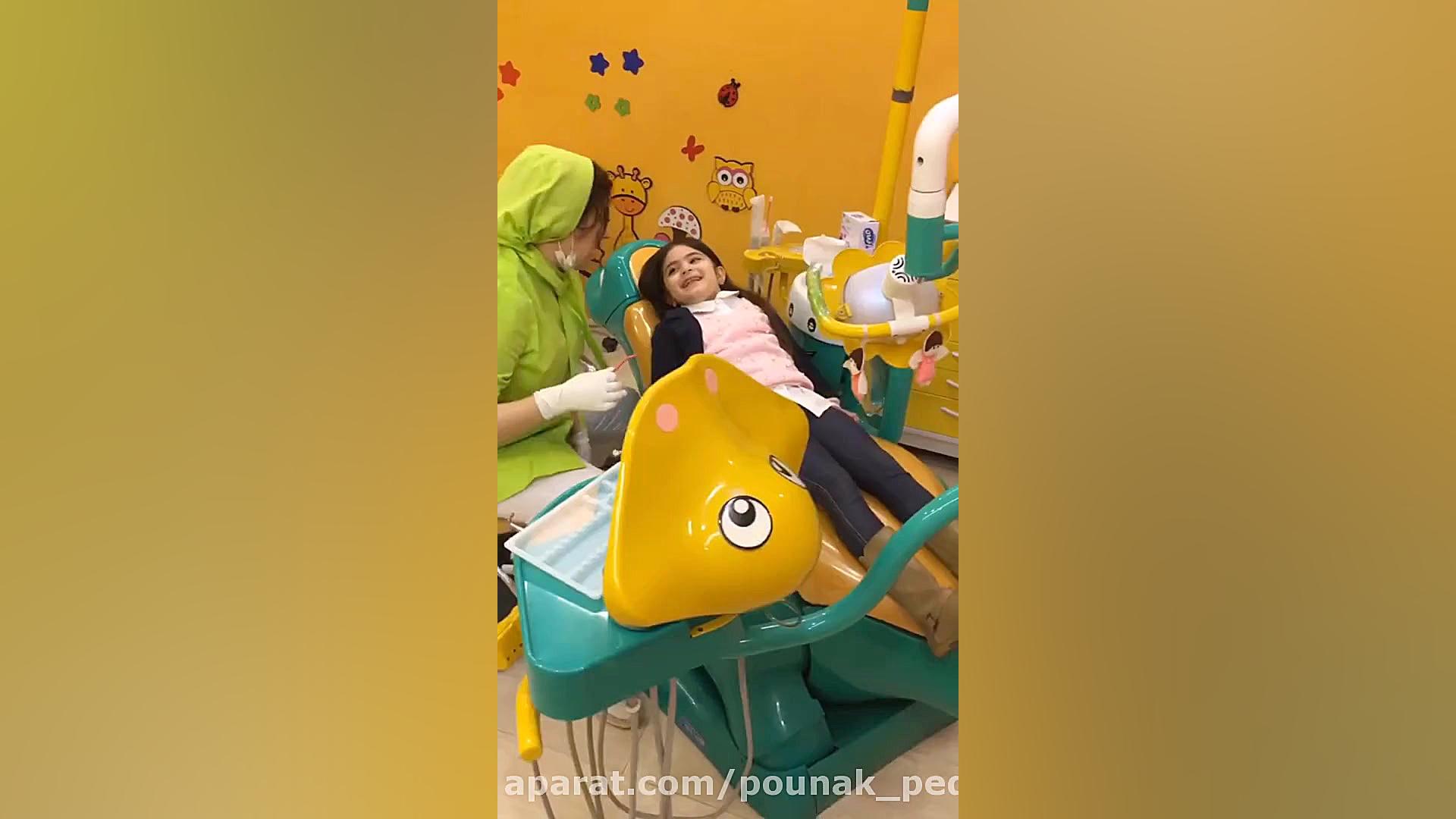 مرکز تخصصی دندانپزشکی کودکان پونک واقع در تهران بیماری بهجت