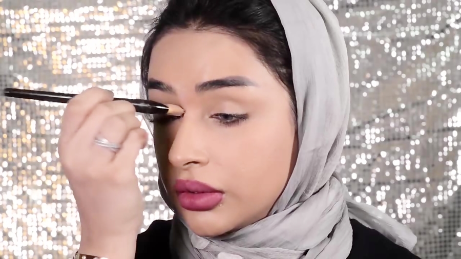 فیلم آموزش آرایش سریع و ساده در منزل