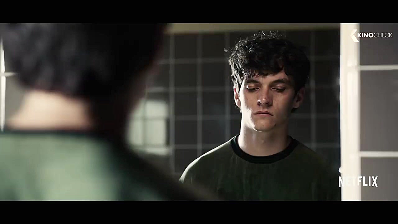 دانلود فیلم BLACK MIRROR: Bandersnatch 2018 زمان108ثانیه