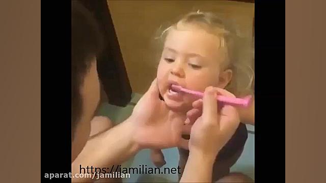 روش مسواک زدن کودکان دکتر عبدالرضا جمیلیان - متخصص ارتودنسی