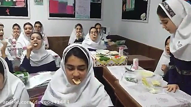 نو آوری در تدریس درس علوم درباره ی چگونگی دریافت مزه ی غذا و حس چشایی موزیک ویدیو