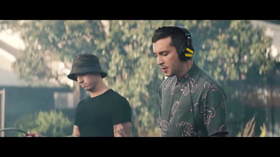 twenty one pilots Chlorine (Official Videeo)