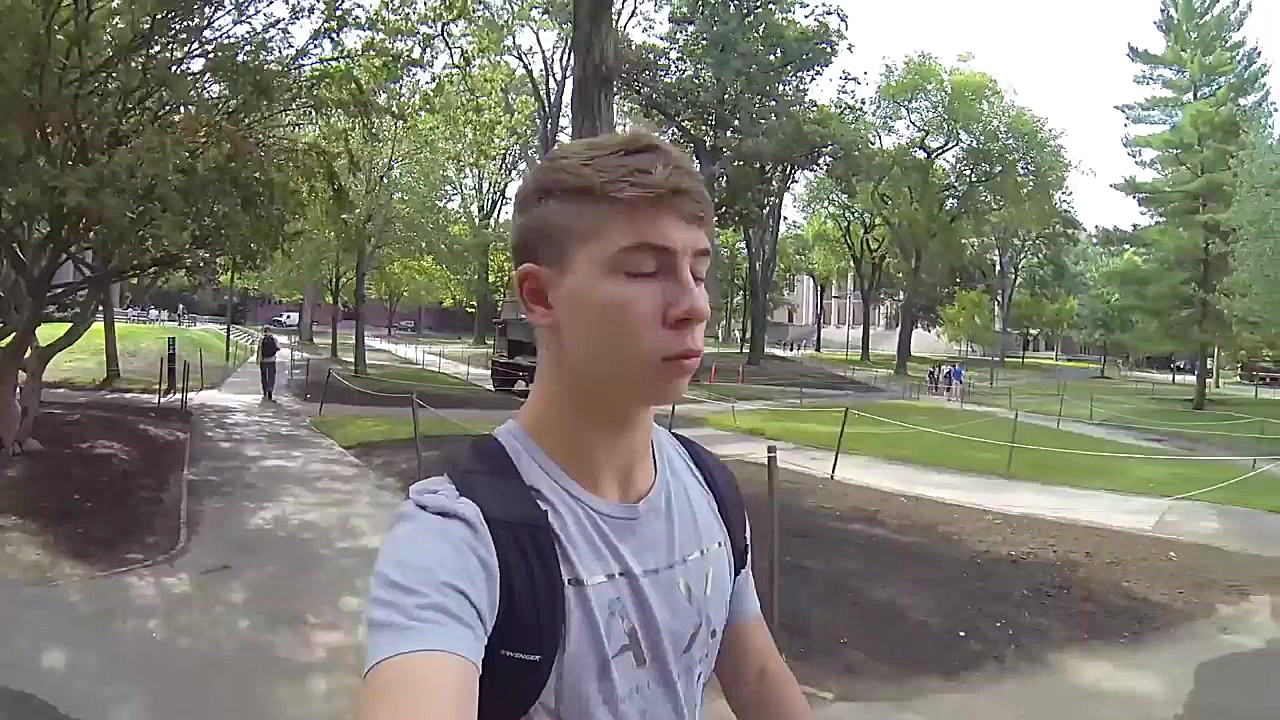ONE DAY AT THE HARVARD UNIVERSITY زمان1600ثانیه