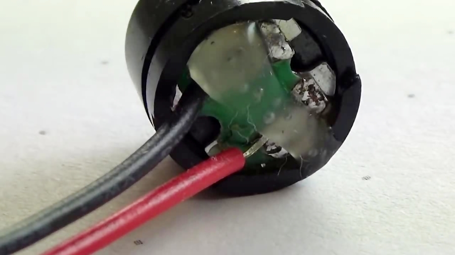 Computer Connecting Spiker How to Connect a PC Speaker to Your Motherboard