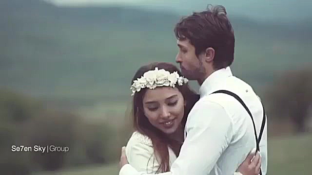 ایده برای کلیپ عروسی چارلیز ترون