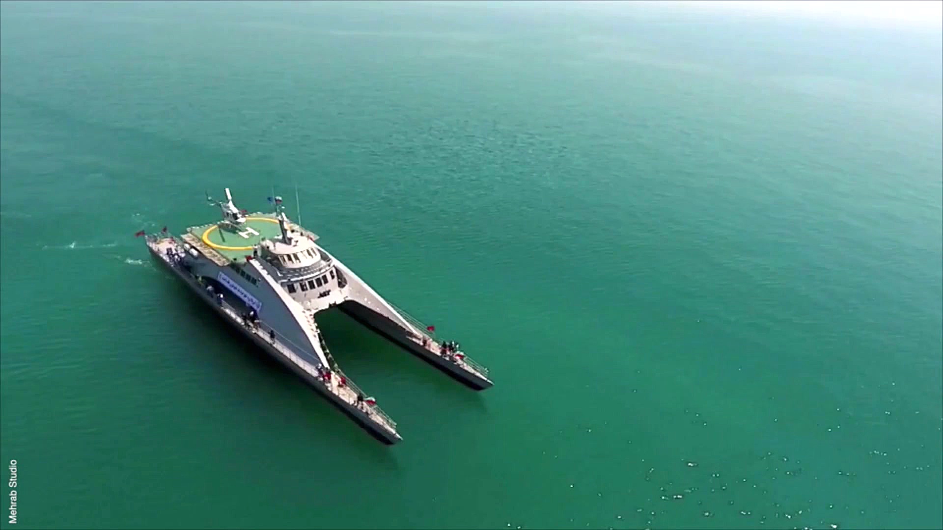 پوستر بزرگ