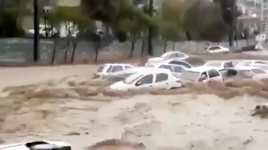 BREAKING NEWS:  IRAN Flash floods kill at least 19 in southern Iran (3/25/19) زمان212ثانیه