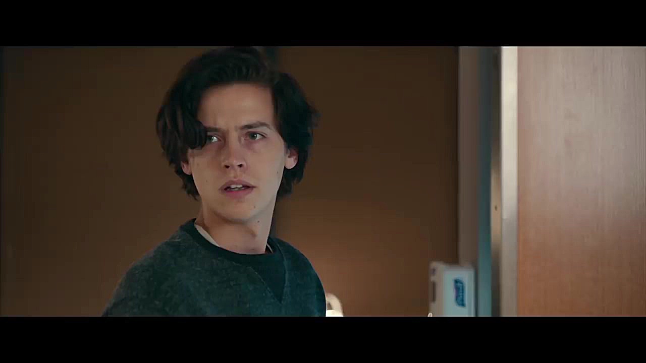 تریلر فیلم Five Feet Apart 2019 / «پنج فوت فاصله» زمان159ثانیه