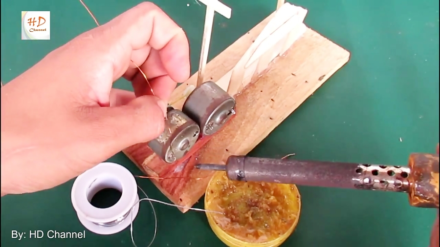 How to make Zero energy Light Bulbs with DC motor without