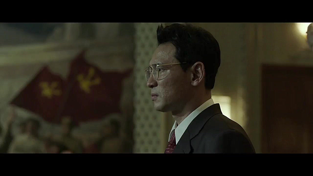 دانلود فیلم The Spy Gone North 2018 زمان112ثانیه