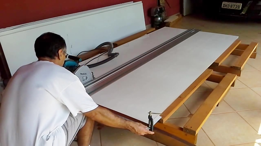 DIY Woodworking MDF board cutting