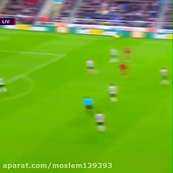 لحظه مصدوم شدن محمد صلاح در با...