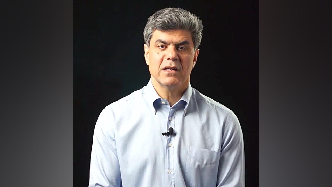 شکستگی استابولوم و تعویض مفصل ران دندان پیش
