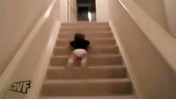 پایین آمدن از پله ها