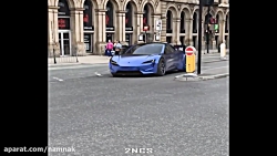 تسلا رودستر پر قدرت در خیابان...